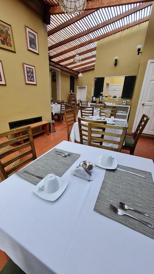 Hotel Cayman Quito Eksteriør billede